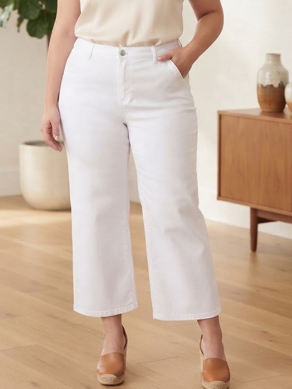 Take 50% OFF-VIPHONEY Women’s White Casual Jeans, Size-3XL